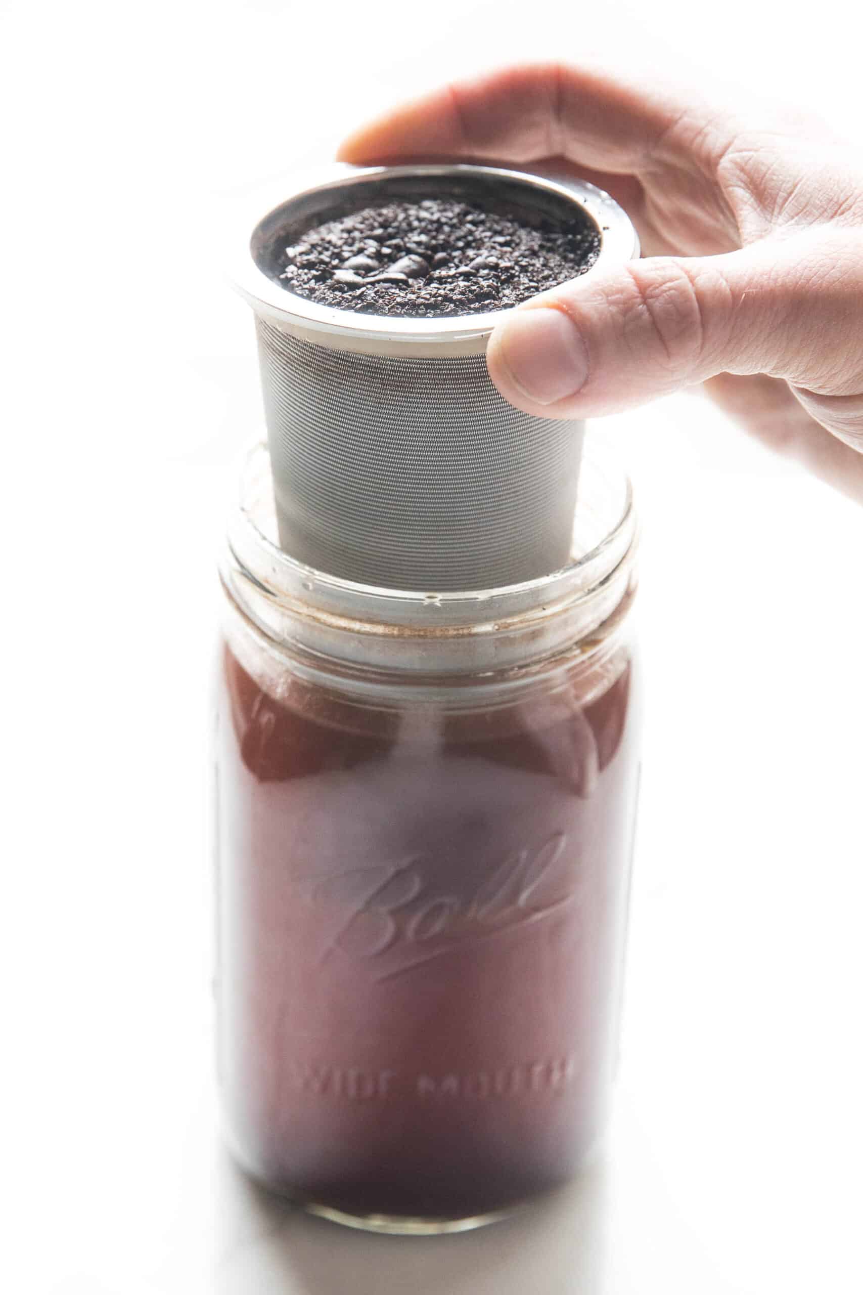 How to Easily Make Homemade Cold Brew in a Mason Jar in 2023