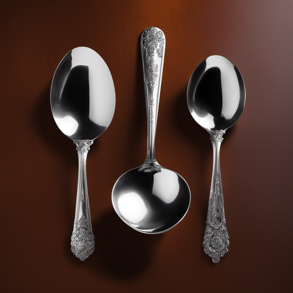 An image depicting a measuring spoon filled with 3