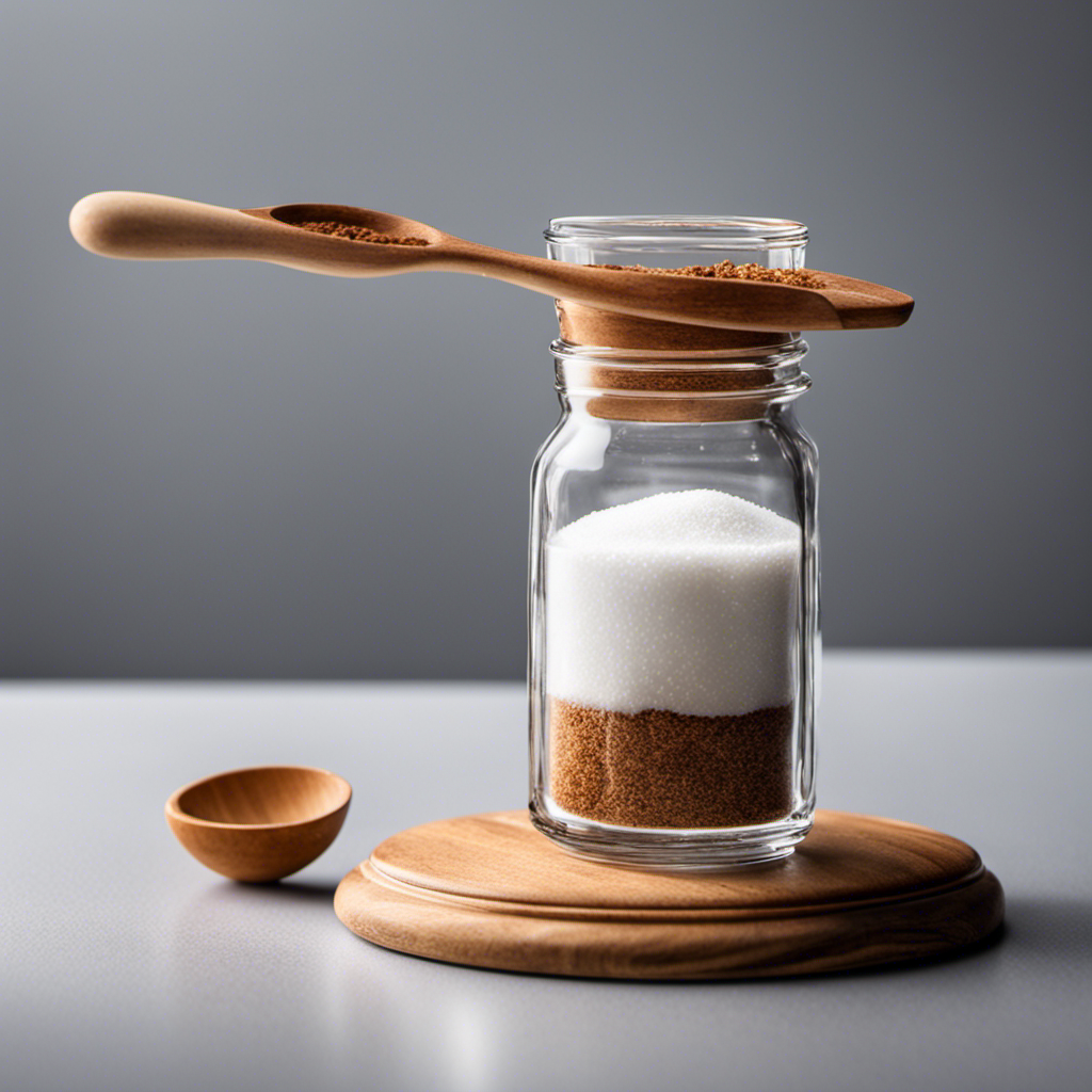 An image showcasing a clear glass filled with 8 grams of sugar, accompanied by a teaspoon positioned next to it